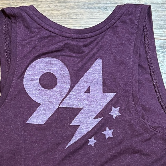 Bundle of 2 Old Navy Graphic Tank Top Size Xs - Picture 9 of 10